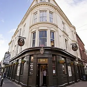 The Dickens Bar & 3* Scarborough